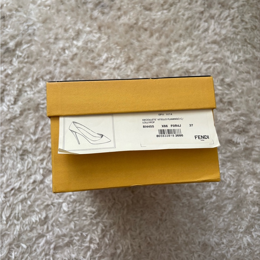 Authentic Fendi Pink Heels with Box - Picture 5 of 10